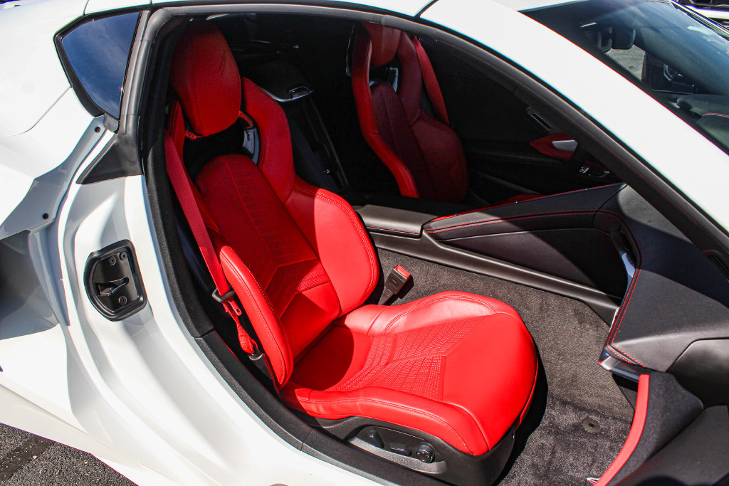 Used 2023 Chevrolet Corvette Stingray Preferred Cpe w/ Z51 Performance Package RWD image 27