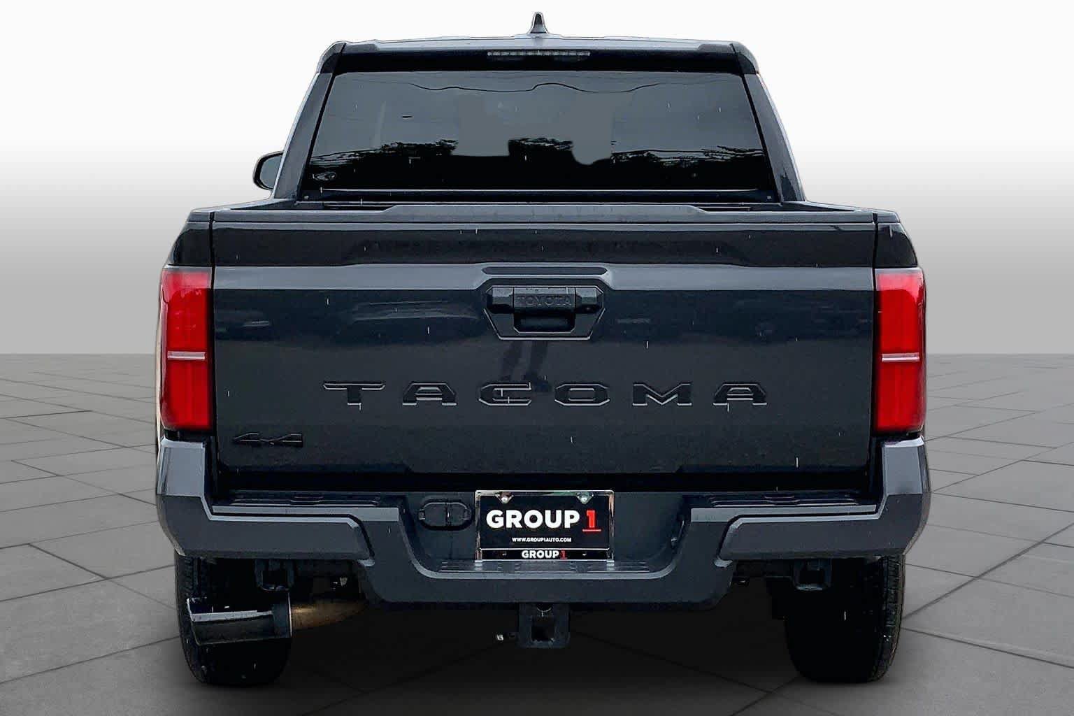 Used 2026 Toyota Tacoma SR5 AWD/4WD image 5