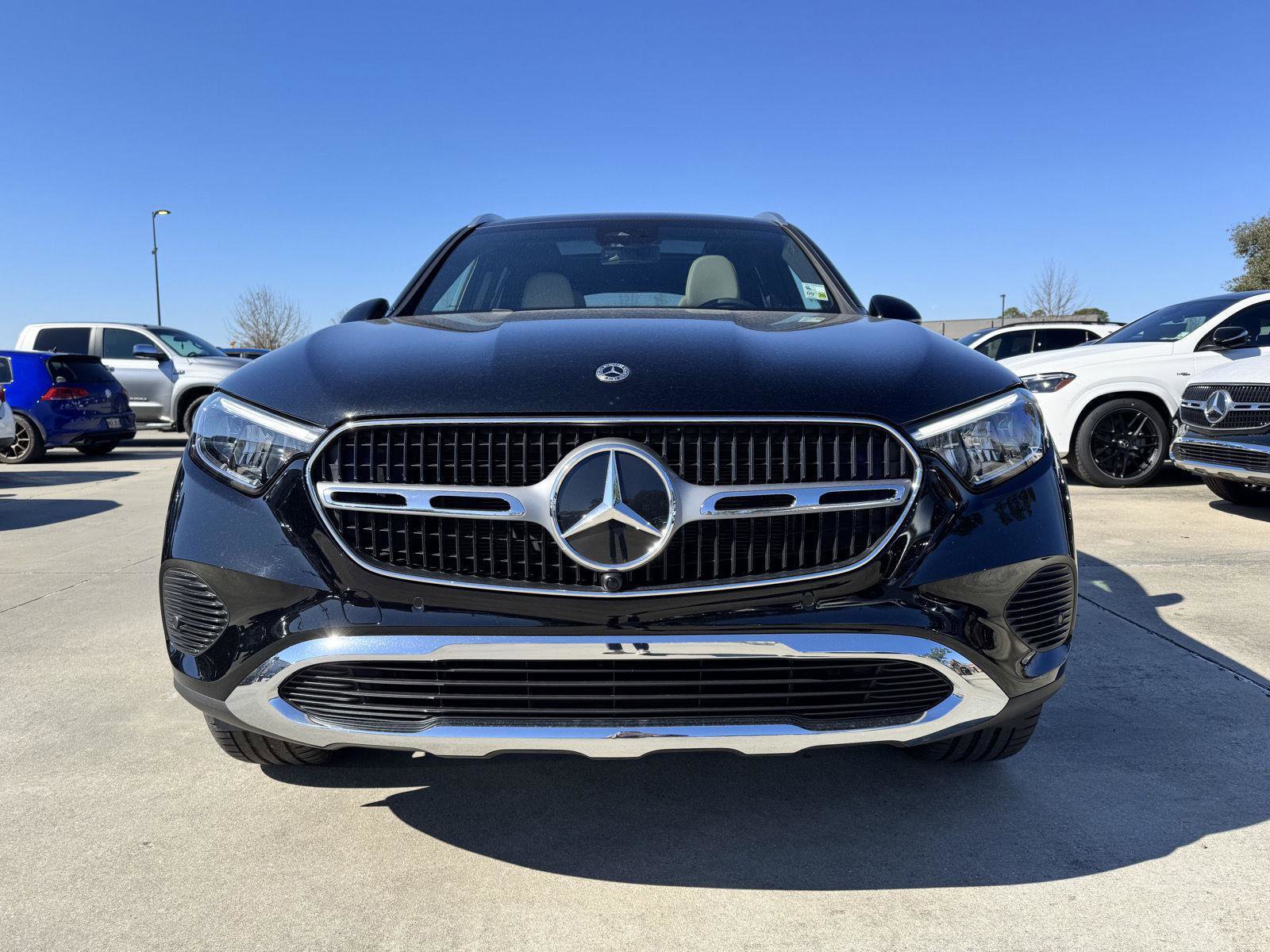 Certified 2026 Mercedes-Benz GLC 300 image 2