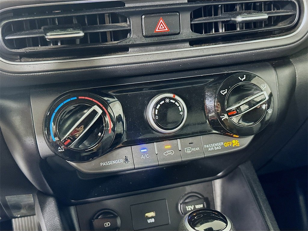 Used 2022 Hyundai Kona SE image 25