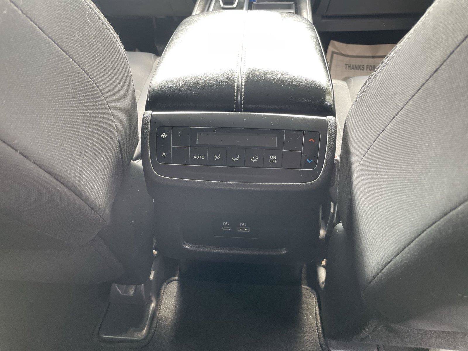 Used 2022 Nissan Pathfinder SV w/ SV Premium Package AWD/4WD image 30