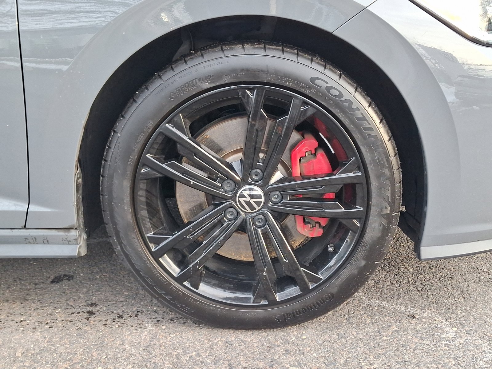 Certified 2024 Volkswagen Jetta GLI 40th Anniversary Edition image 8