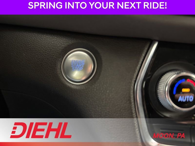 Used 2020 Hyundai Santa Fe SEL w/ Convenience Package image 31