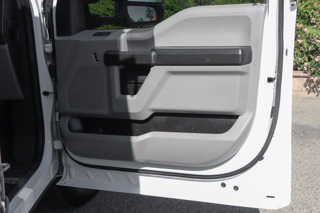 Used 2022 Ford F350 XL w/ Power Equipment Group image 41