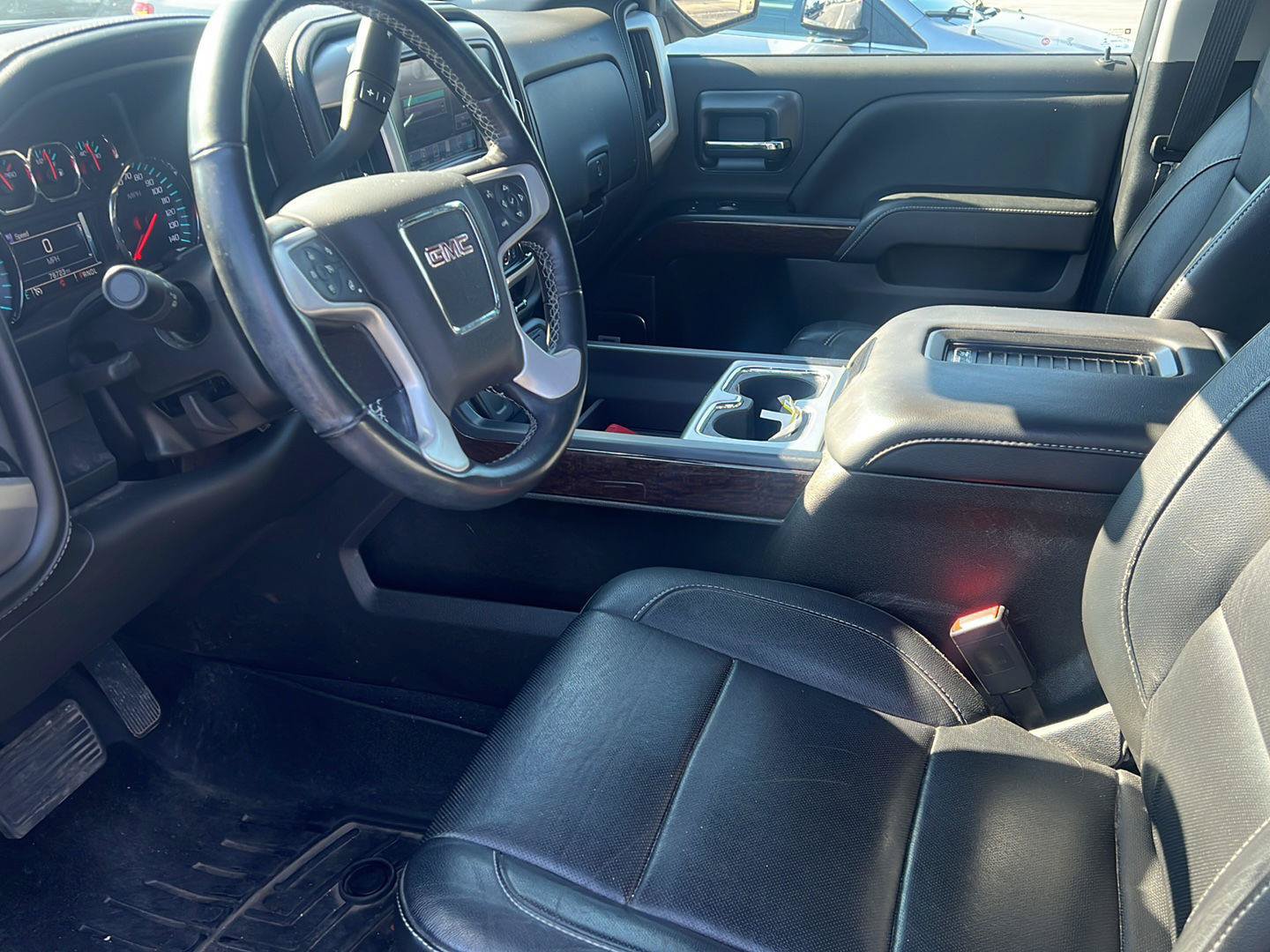 Used 2018 GMC Sierra 1500 SLT AWD/4WD image 18