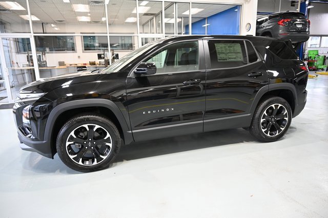 New 2026 Chevrolet Equinox LT image 7