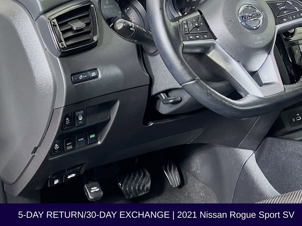 Used 2021 Nissan Rogue Sport SV AWD/4WD image 12