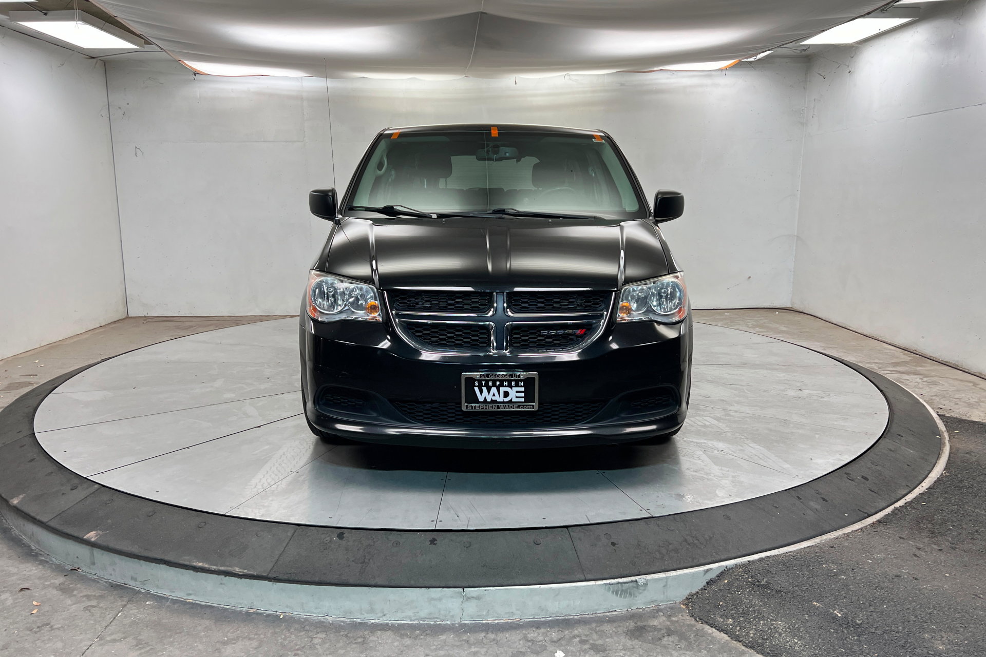 Used 2014 Dodge Grand Caravan American Value Package w/ UConnect Hands-Free Group image 8
