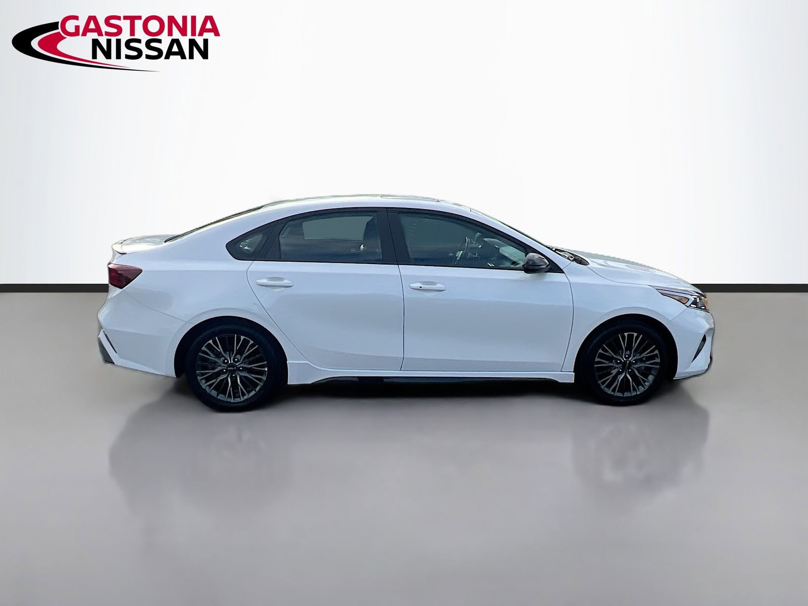 Used 2023 Kia Forte GT-Line w/ GT-Line Premium Package image 10