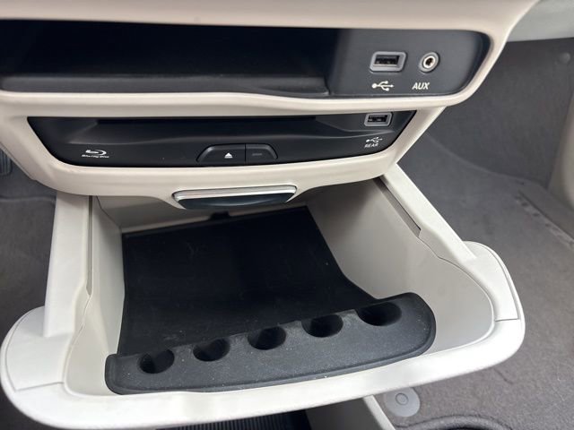 Used 2018 Chrysler Pacifica Touring-L Plus w/ Advanced Safetytec Group image 19