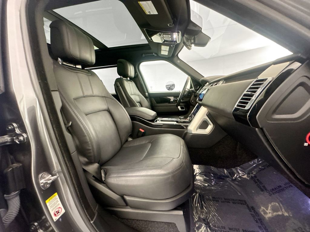 Used 2019 Land Rover Range Rover Long Wheelbase Supercharged AWD/4WD image 27