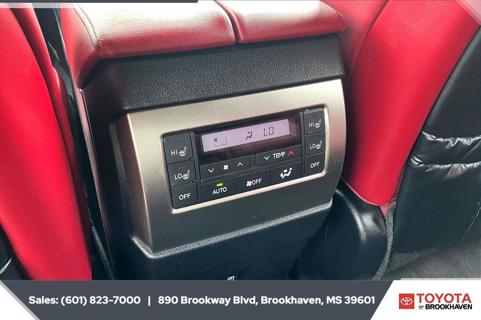 Used 2023 Lexus GX 460 Luxury w/ Sport Design Package AWD/4WD image 27