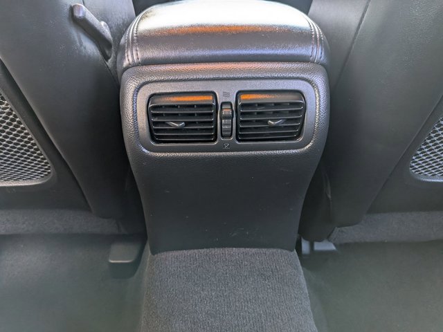 Used 2011 INFINITI G37 Journey w/ Premium Pkg image 18