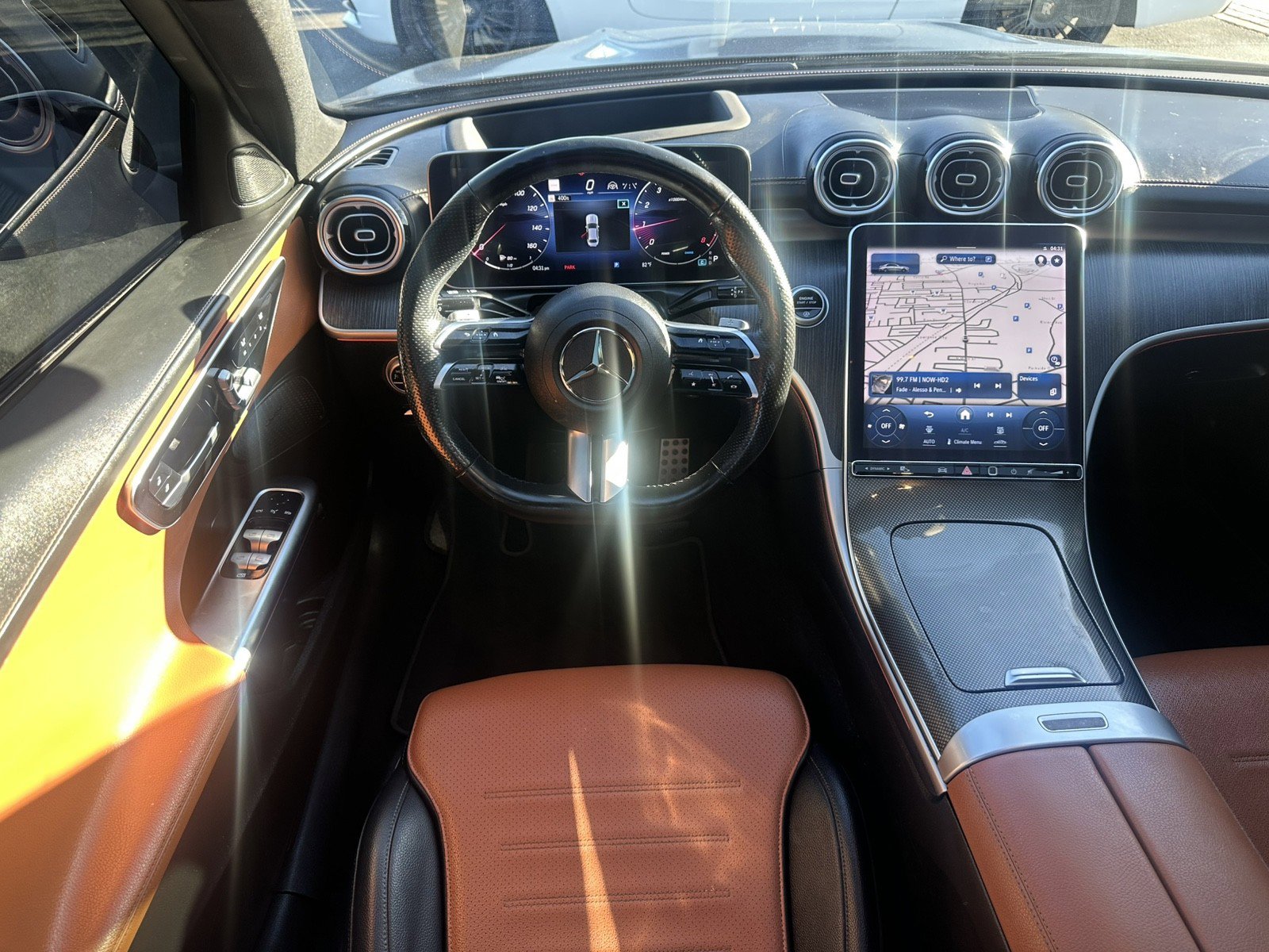 Used 2023 Mercedes-Benz C 300 Sedan image 15