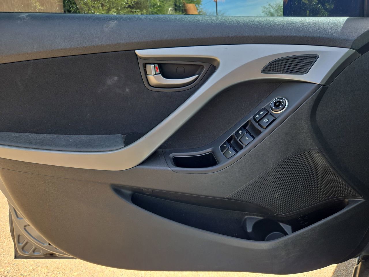 Used 2016 Hyundai Elantra Value Edition FWD image 15