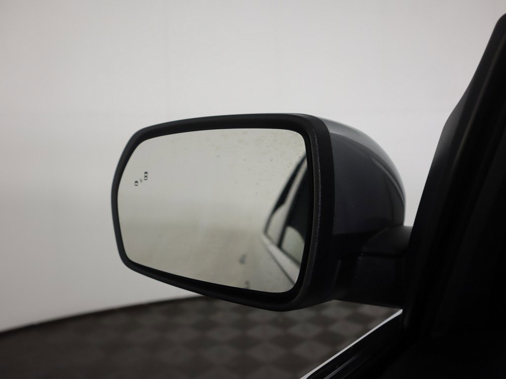 Used 2024 Ford Edge SEL image 34