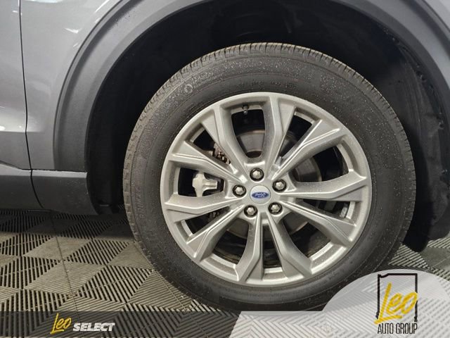 Used 2023 Ford Explorer XLT w/ Equipment Group 202A AWD/4WD image 23
