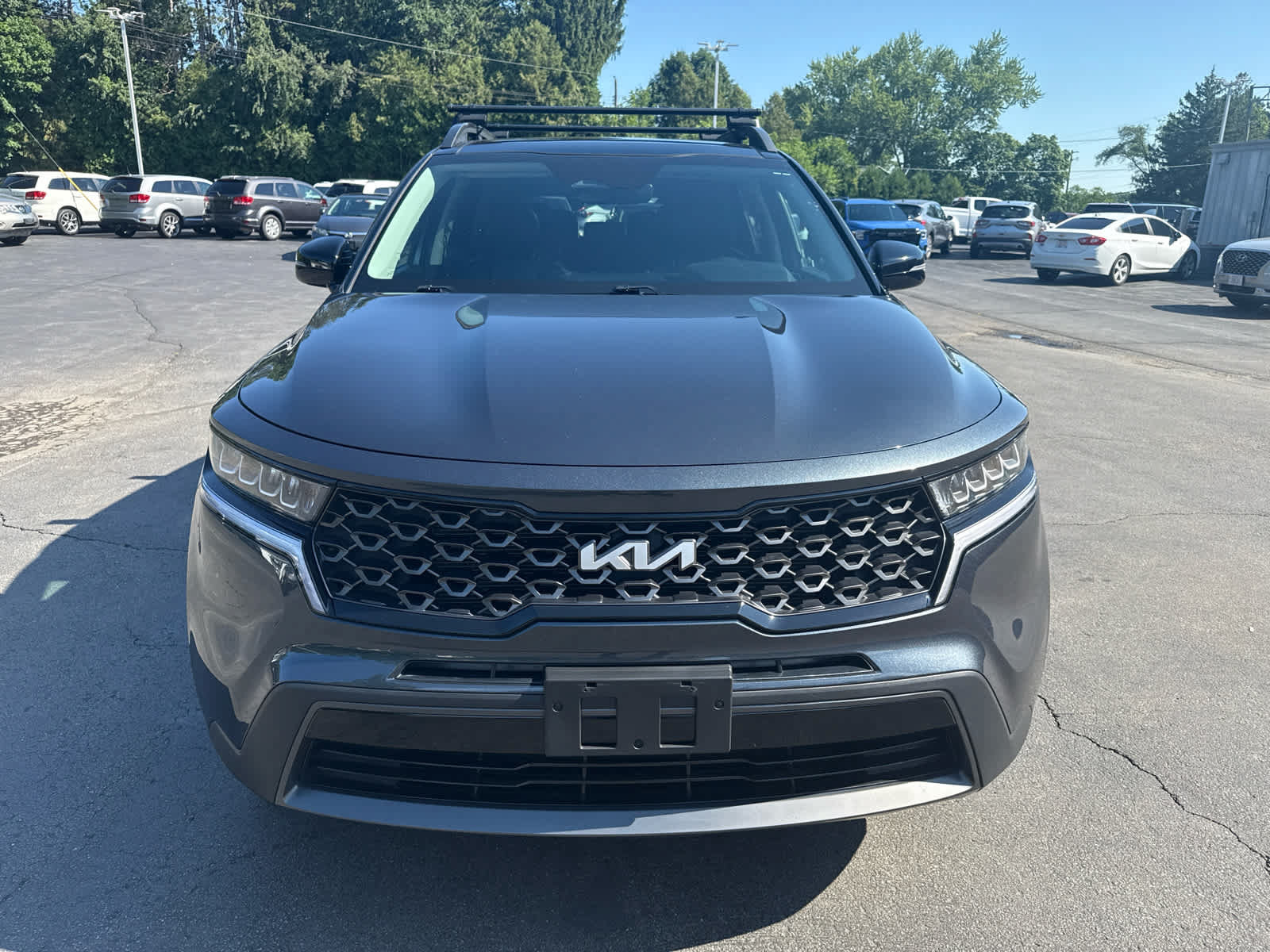 Used 2023 Kia Sorento S w/ Panoramic Sunroof Package AWD/4WD image 8