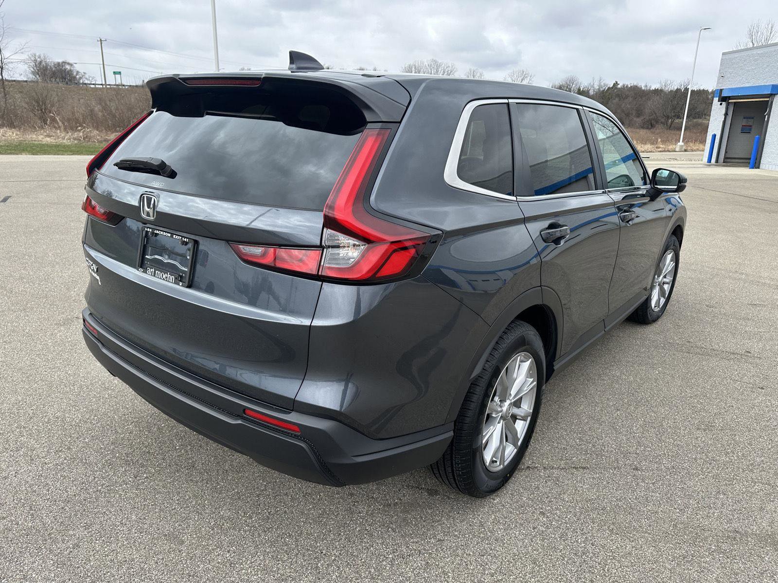 Used 2023 Honda CR-V EX image 8