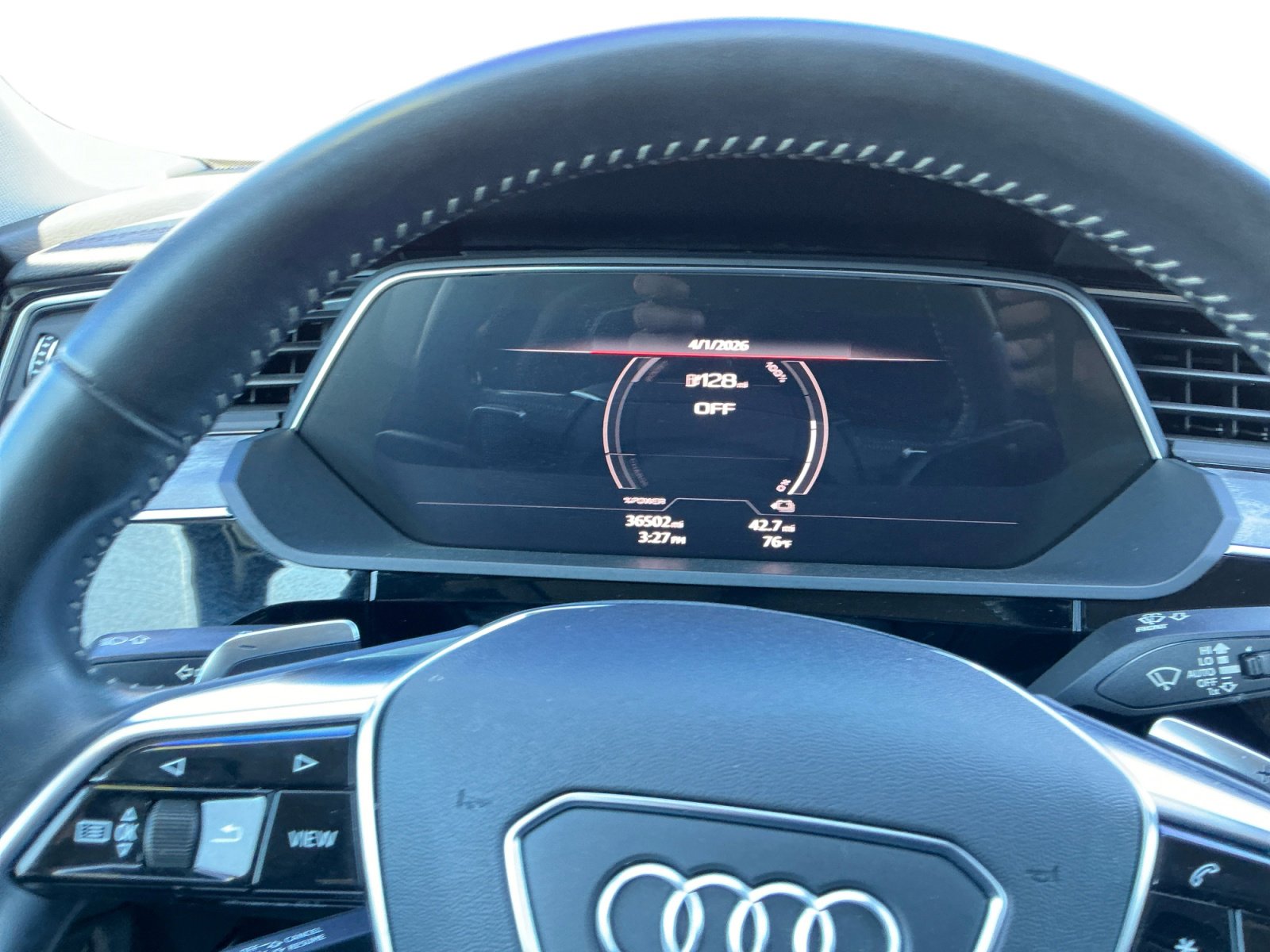 Used 2021 Audi e-tron Premium w/ Convenience Plus Package image 12