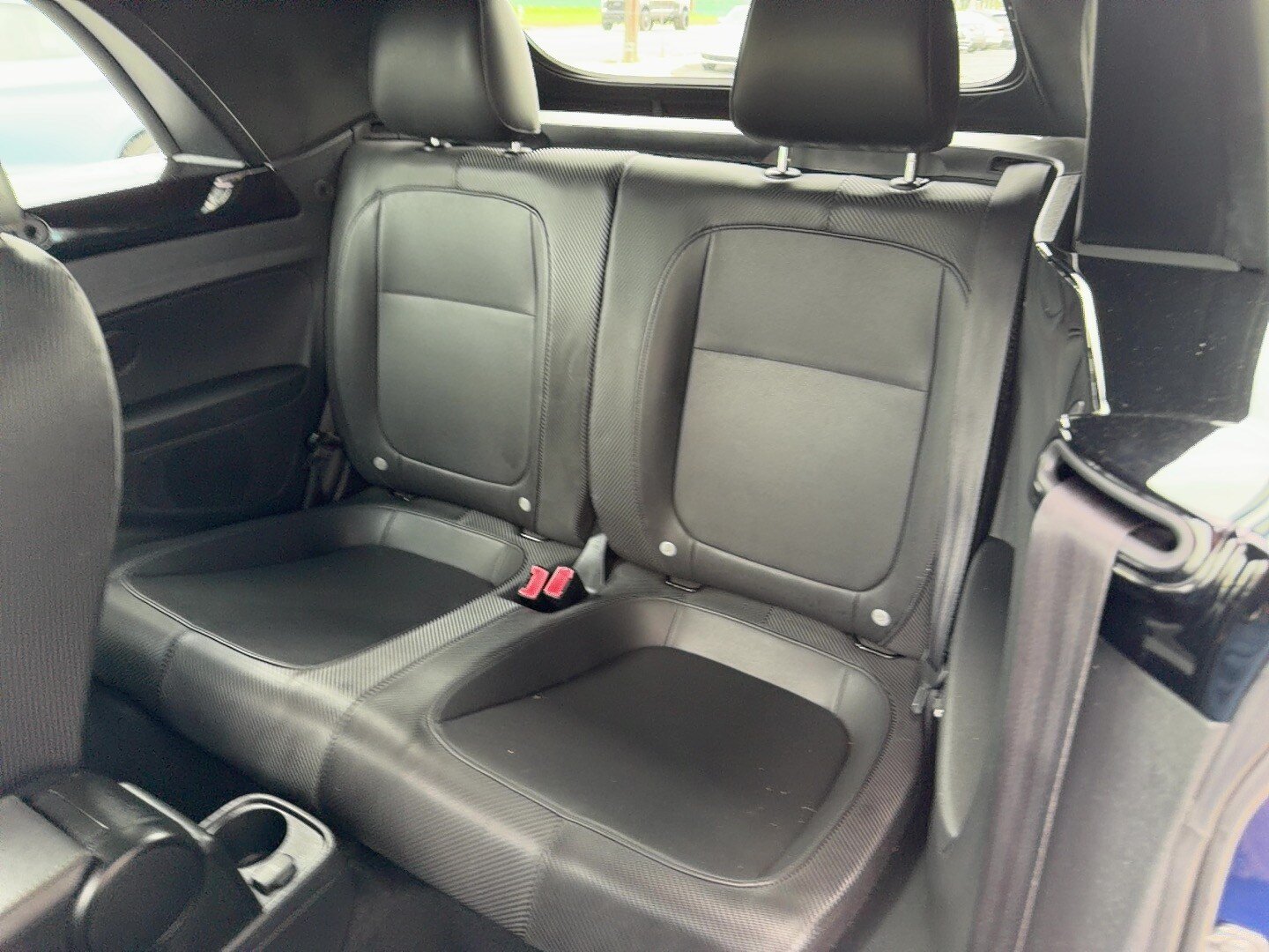 Used 2013 Volkswagen Beetle 2.0T FWD image 17