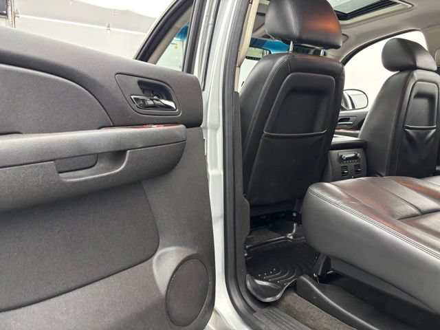 Used 2012 Chevrolet Avalanche LT AWD/4WD image 36
