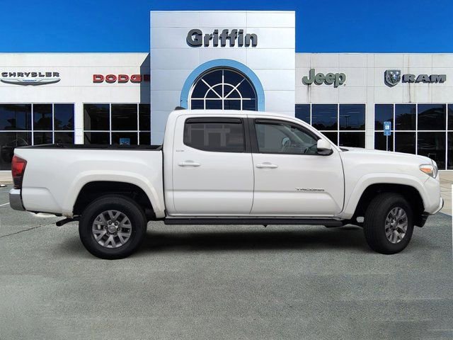 Used 2019 Toyota Tacoma SR5 image 3