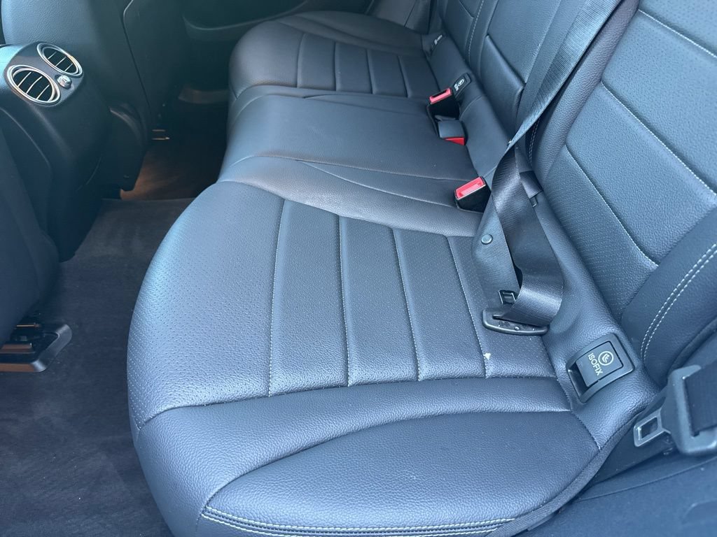Used 2023 Mercedes-Benz GLC 300 4MATIC Coupe image 52