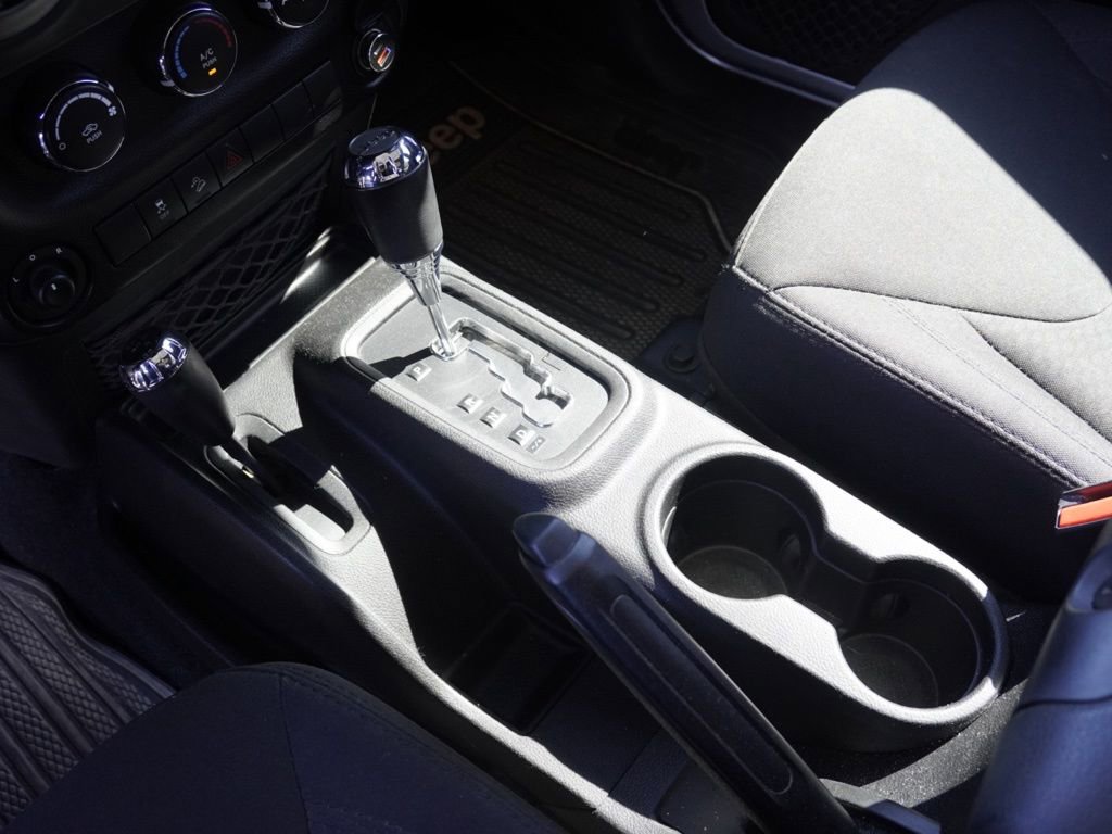 Used 2015 Jeep Wrangler Unlimited Sport w/ Quick Order Package 24S image 16