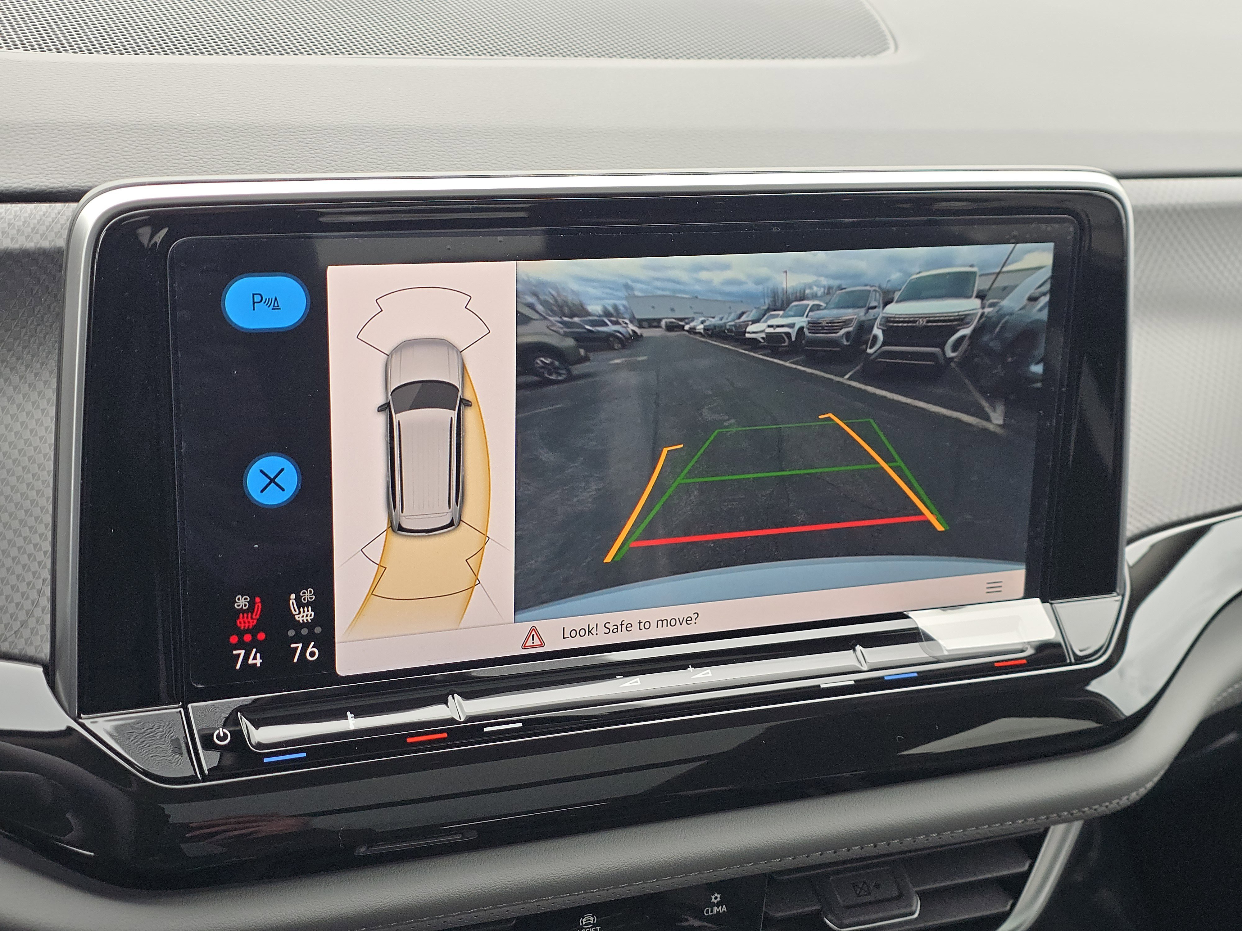 New 2026 Volkswagen Atlas Peak Edition image 13