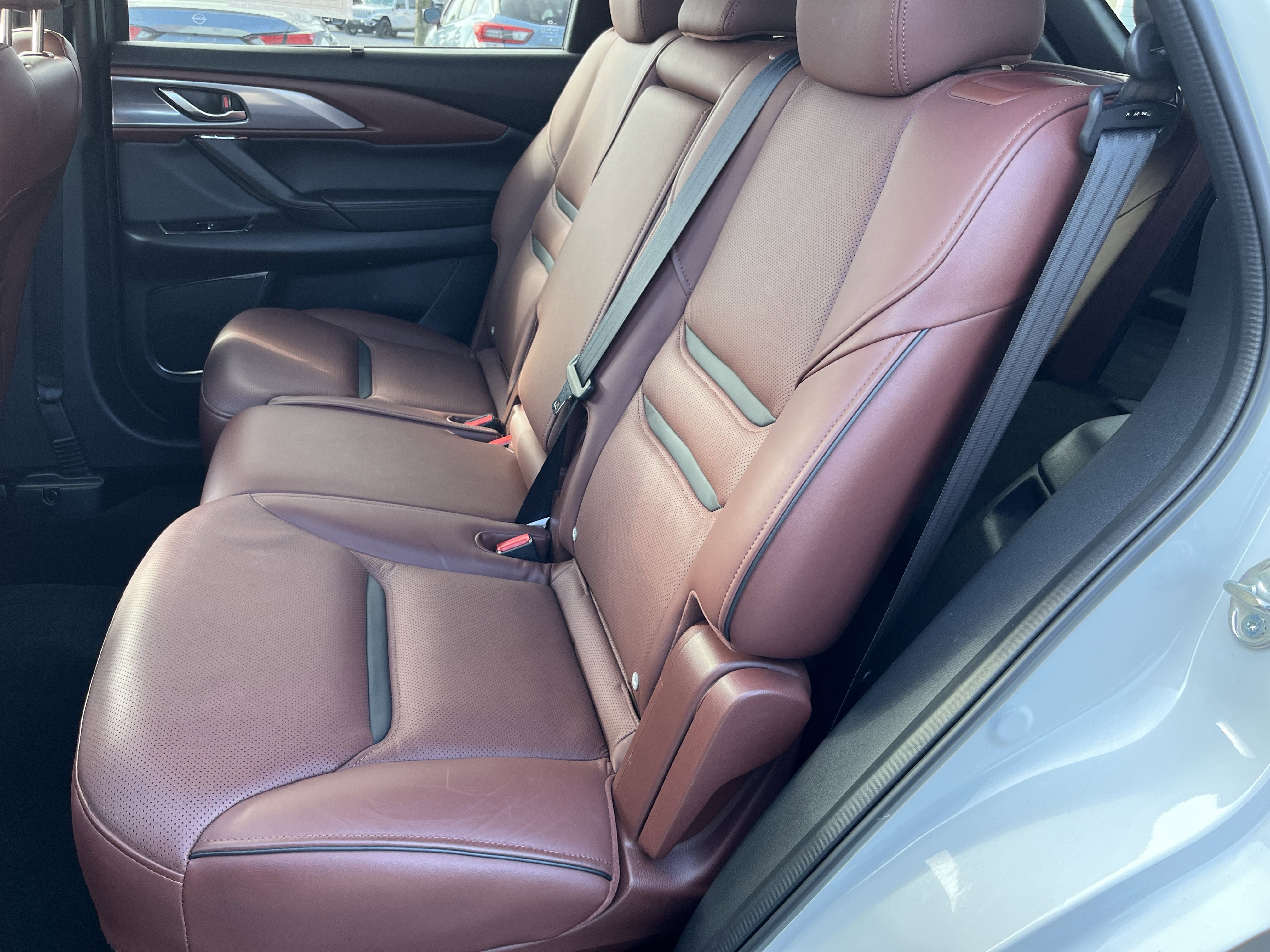 Used 2019 MAZDA CX-9 Signature image 8