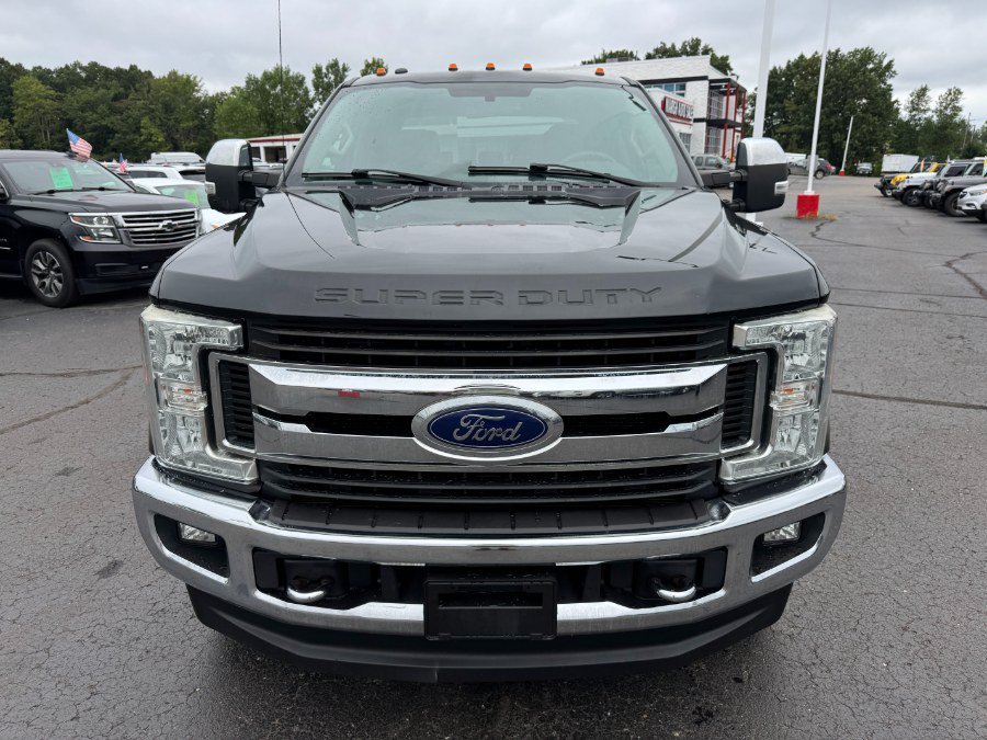 Used 2017 Ford F250 XLT w/ XLT Premium Package AWD/4WD image 8