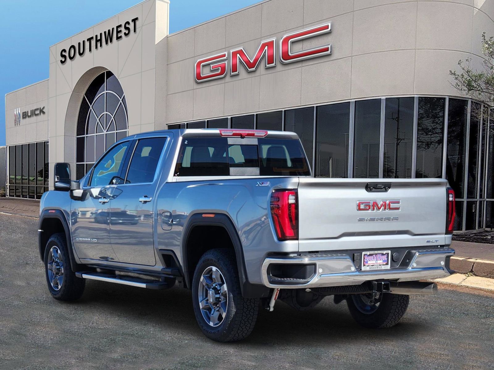 New 2026 GMC Sierra 2500 SLT w/ SLT Premium Package image 4
