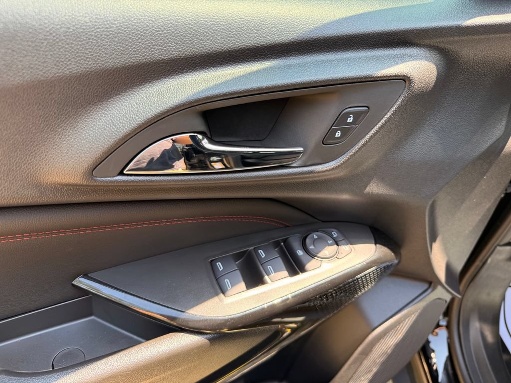New 2026 Chevrolet Trax RS FWD image 12
