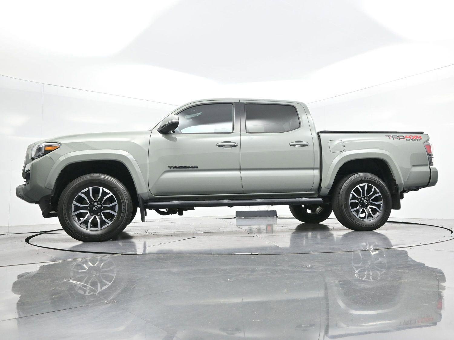 Used 2023 Toyota Tacoma TRD Sport AWD/4WD image 44