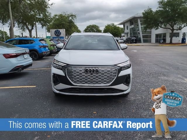 Used 2023 Audi Q4 e-tron Premium Plus w/ Premium Plus AWD/4WD image 2