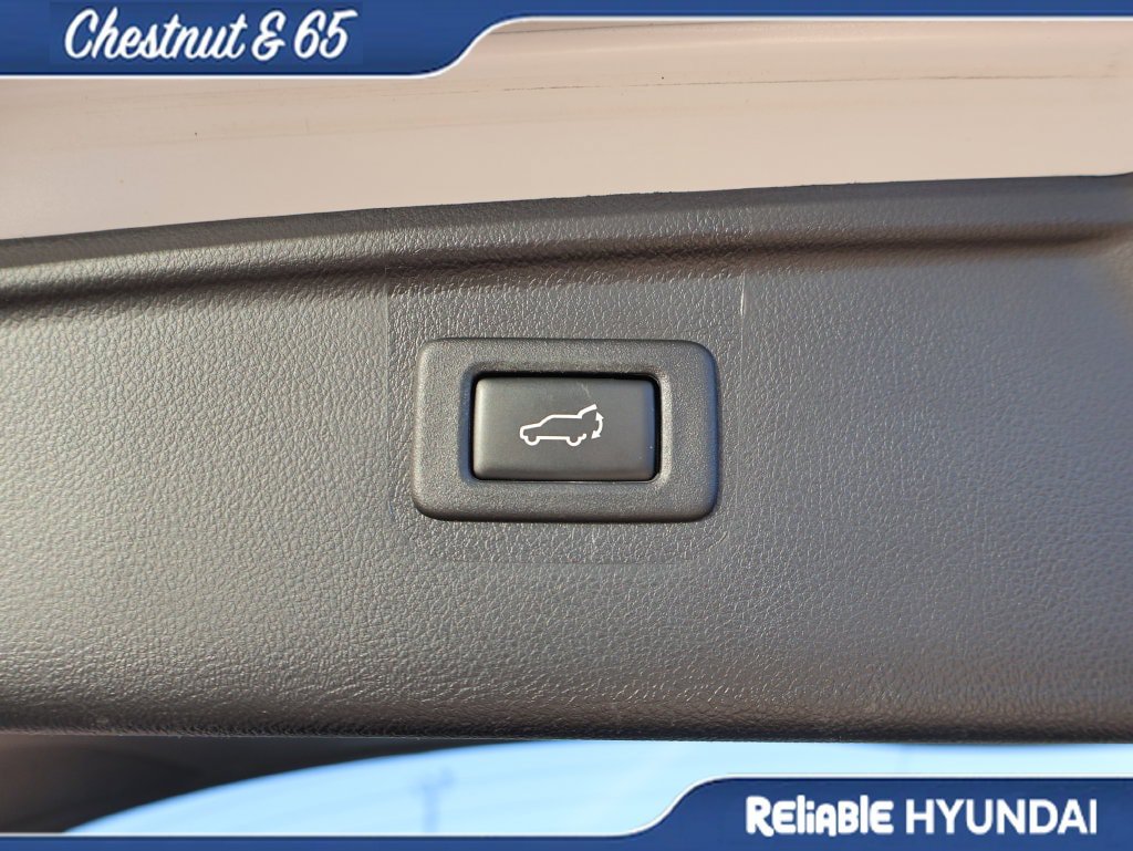 Used 2016 Subaru Outback 3.6R Limited AWD/4WD image 16