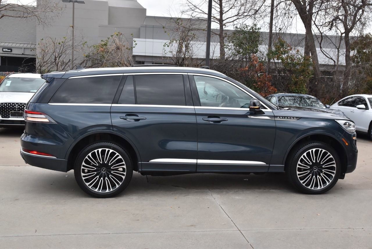 Used 2024 Lincoln Aviator Black Label w/ Dynamic Handling Package image 6