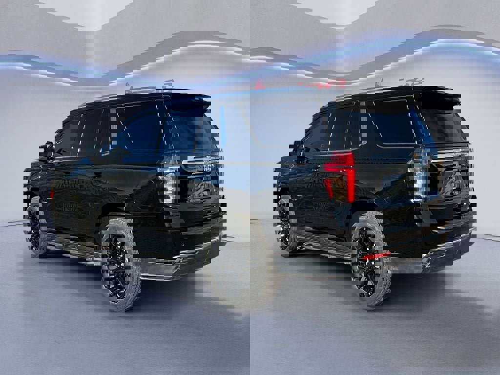 Used 2022 Chevrolet Tahoe LT w/ Luxury Package image 3