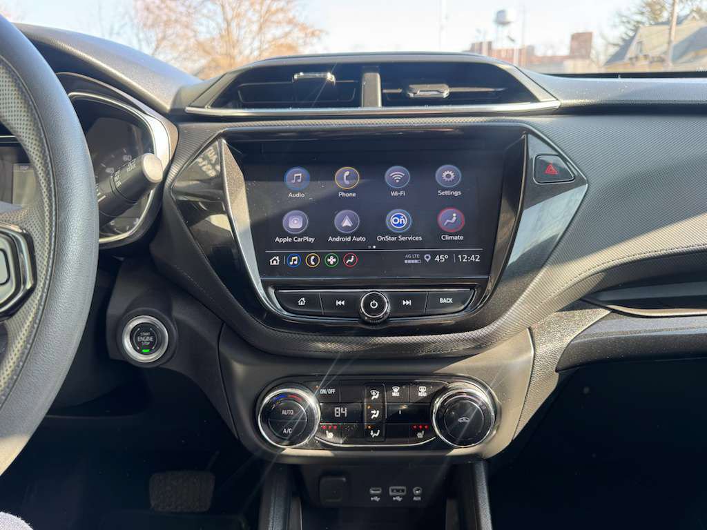 Used 2021 Chevrolet TrailBlazer LT w/ Convenience Package image 23