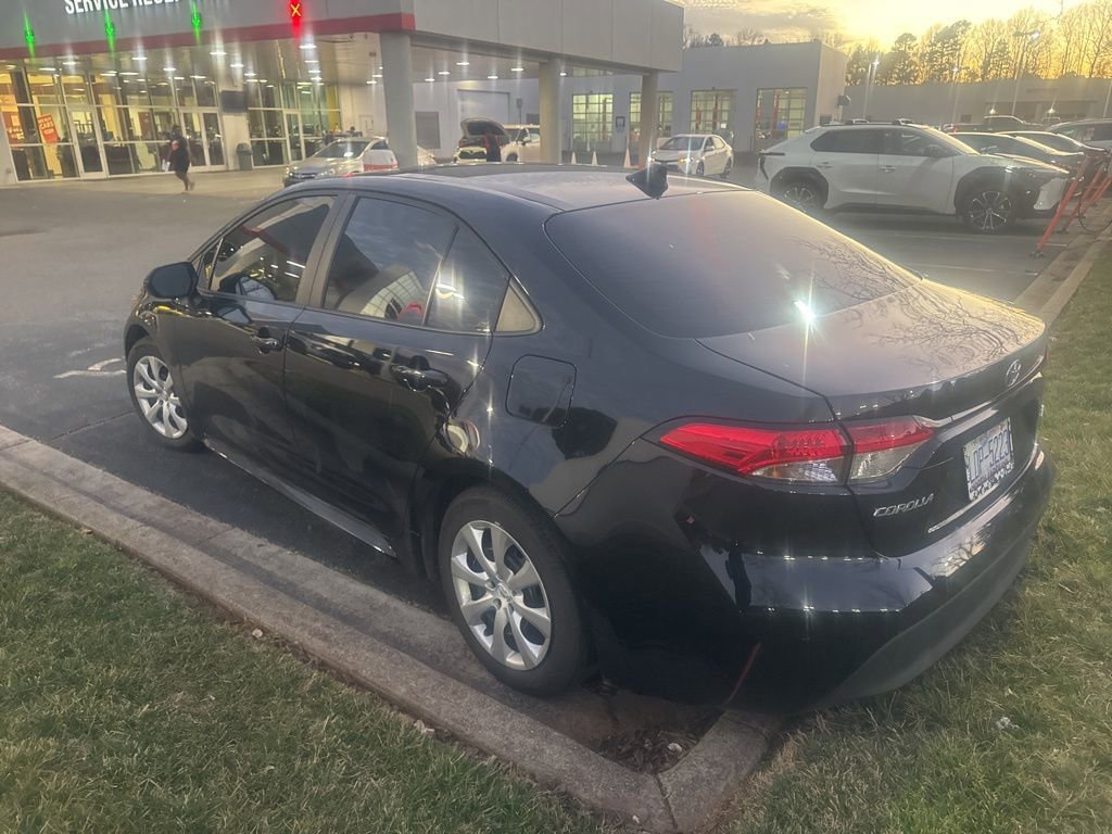 Used 2024 Toyota Corolla LE image 4