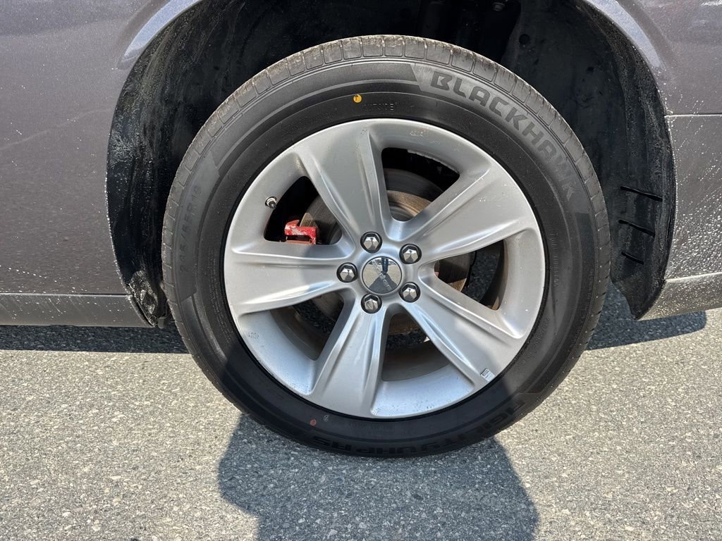 Used 2023 Dodge Challenger SXT image 25