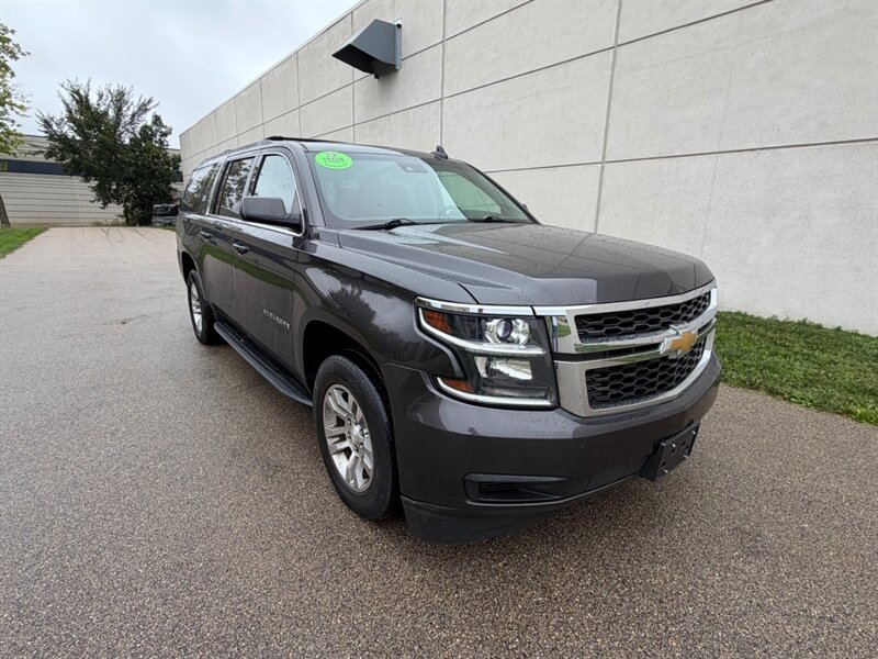 Used 2016 Chevrolet Suburban LT AWD/4WD image 15