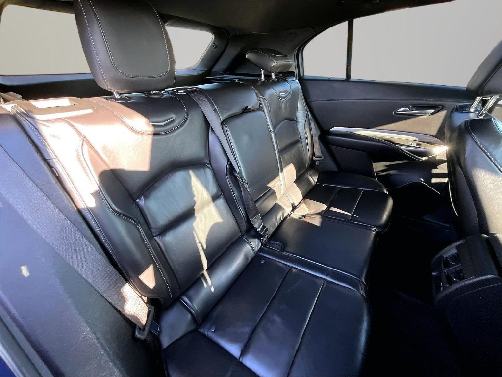 Used 2020 Cadillac XT4 Premium Luxury FWD image 25