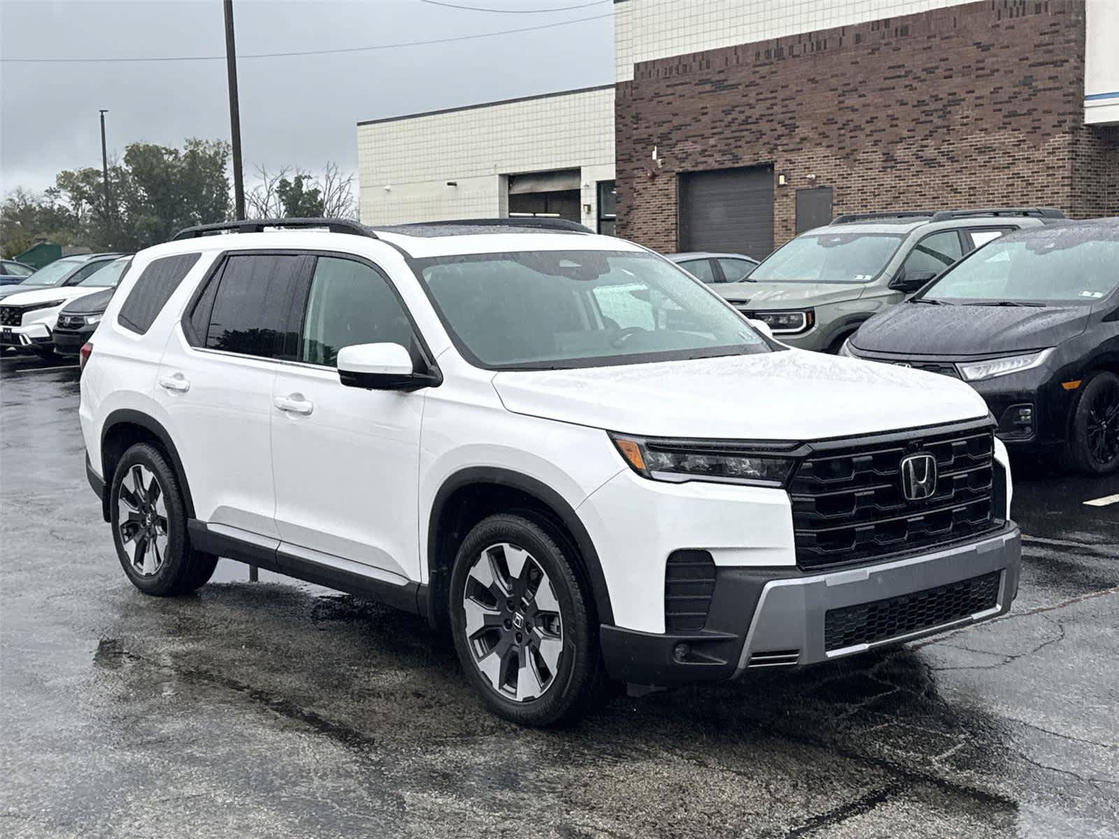 Used 2026 Honda Pilot Elite image 7