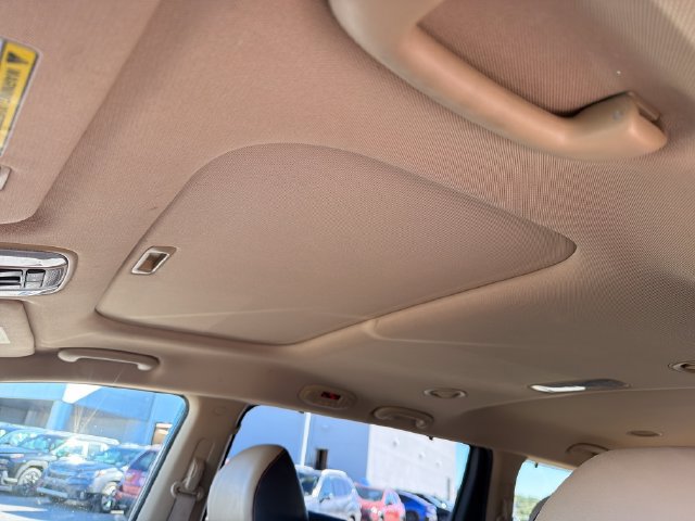 Used 2020 Kia Sedona SX FWD image 18
