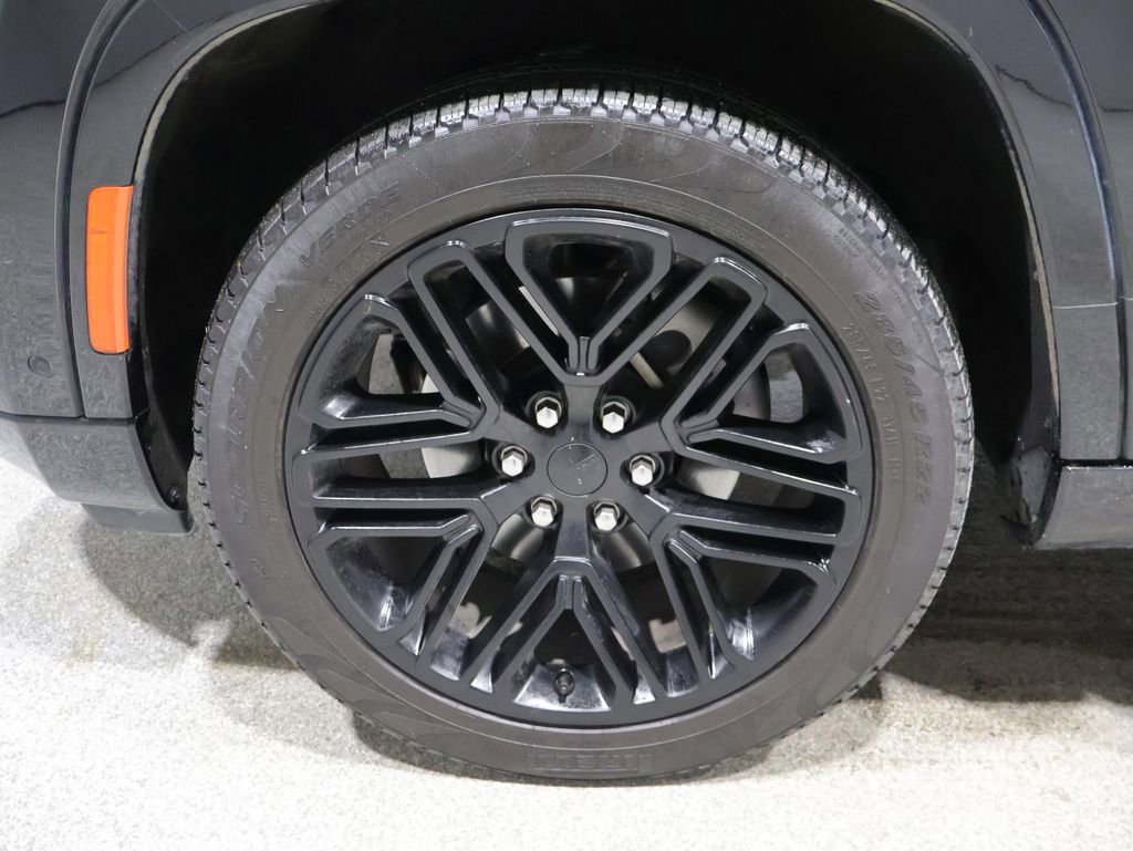 Used 2024 Jeep Wagoneer L Series II image 9