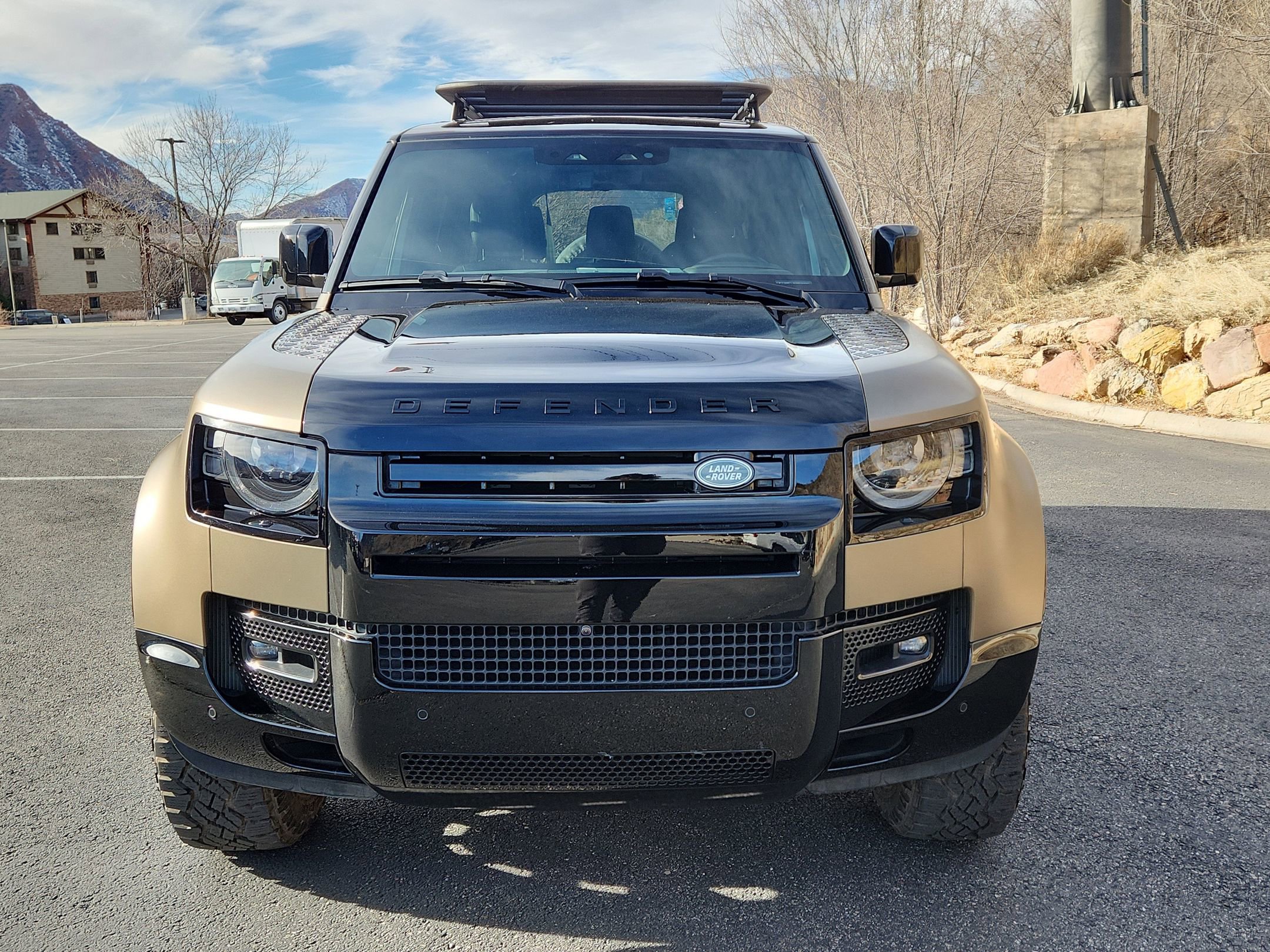 Used 2024 Land Rover Defender 130 X image 6