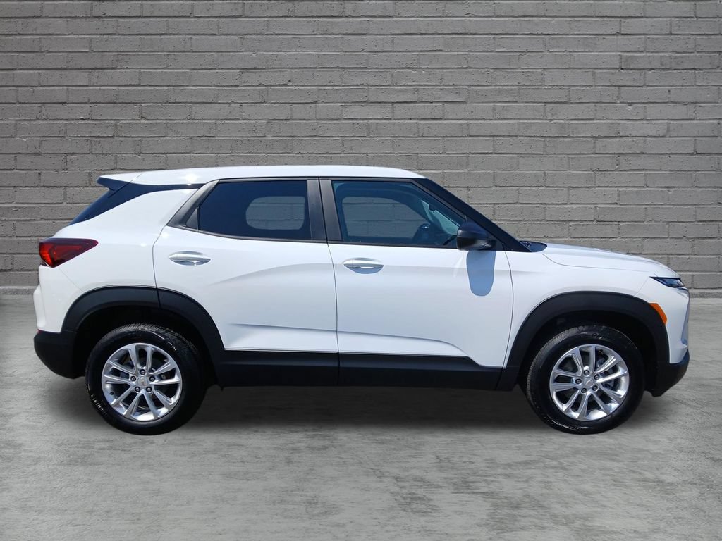 New 2026 Chevrolet TrailBlazer LS w/ LS Convenience Package AWD/4WD image 6