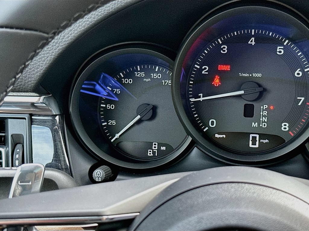 New 2026 Porsche Macan AWD/4WD image 13